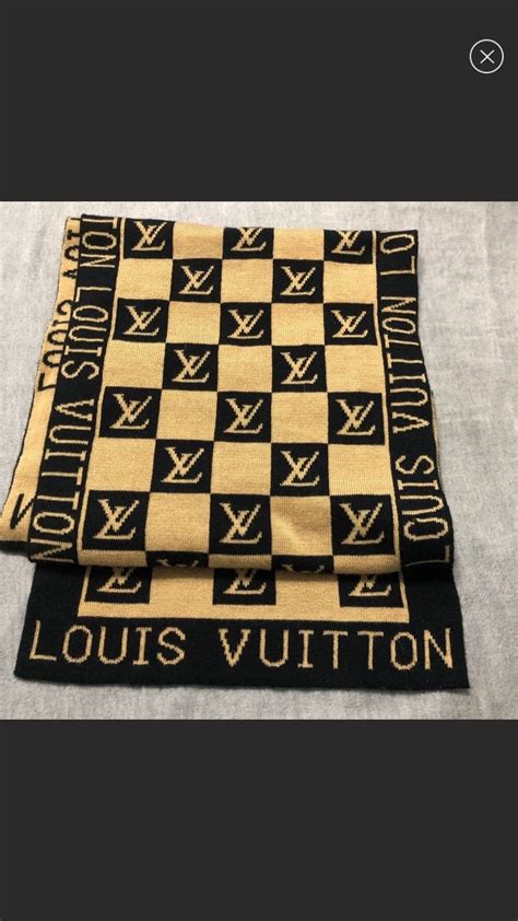 lv checkered scarf